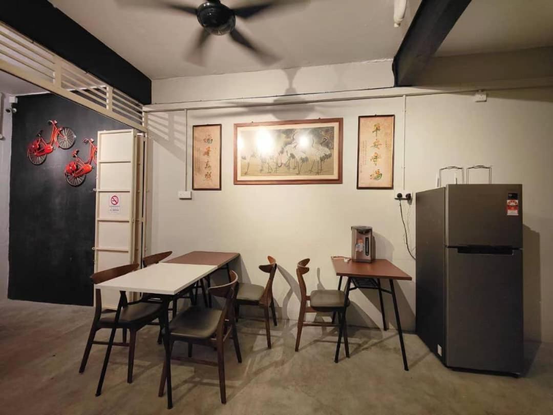 Sunshine House Guest house George Town