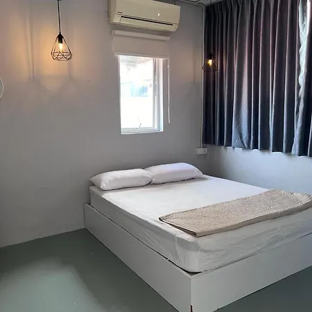Sunshine House Hotel George Town Exterior photo